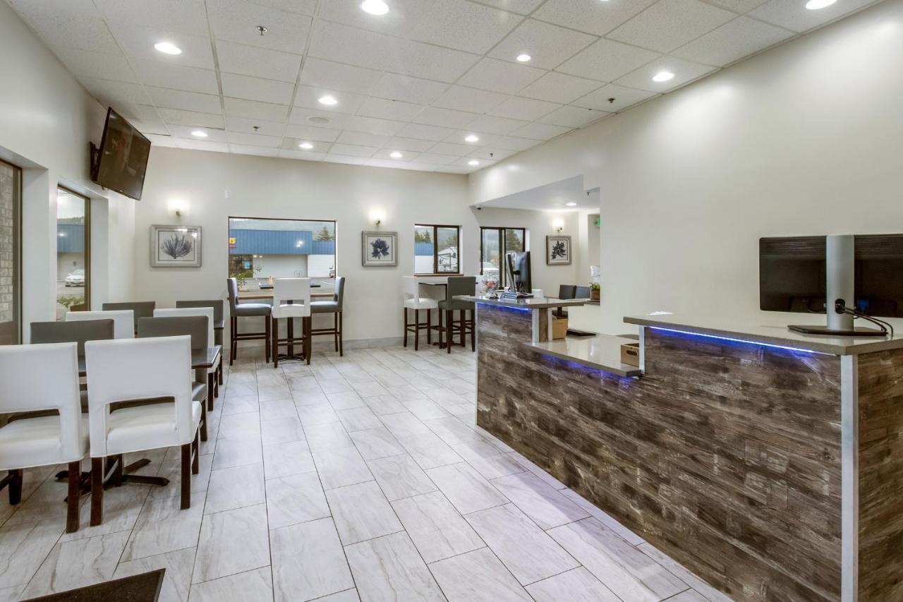 Red Lion Inn & Suites Seaside Εξωτερικό φωτογραφία